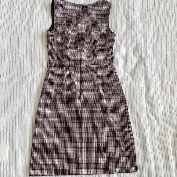 Review size 8, pink/black/white sleeveless dress/tunic. - Picture 4 of 5